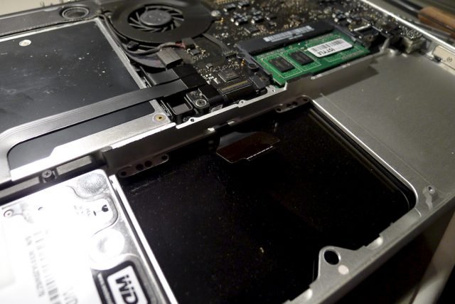 Trackpad nélküli Unibody ház