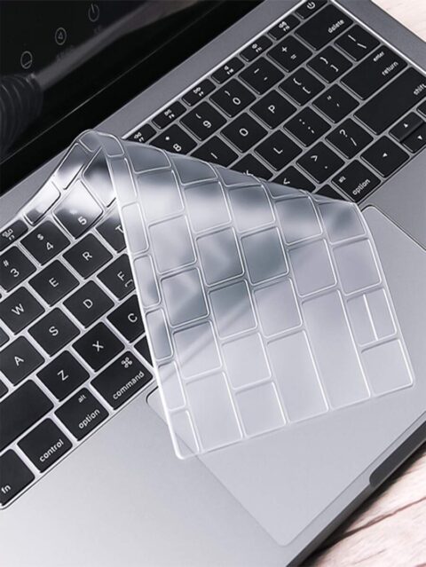 Moshi Clearguard
