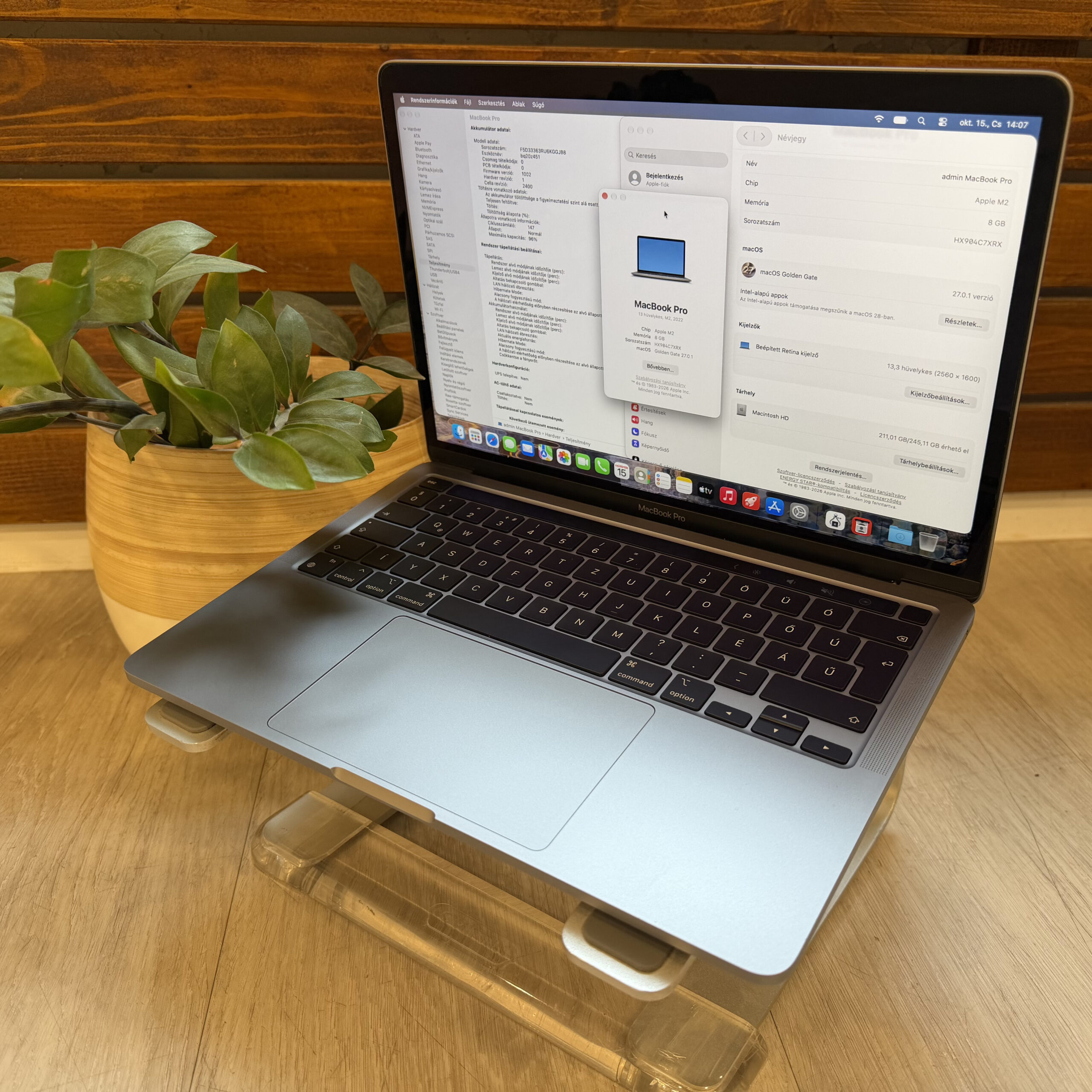 macbook pro 13" 2022 m2 8gb/256ssd asztroszürke