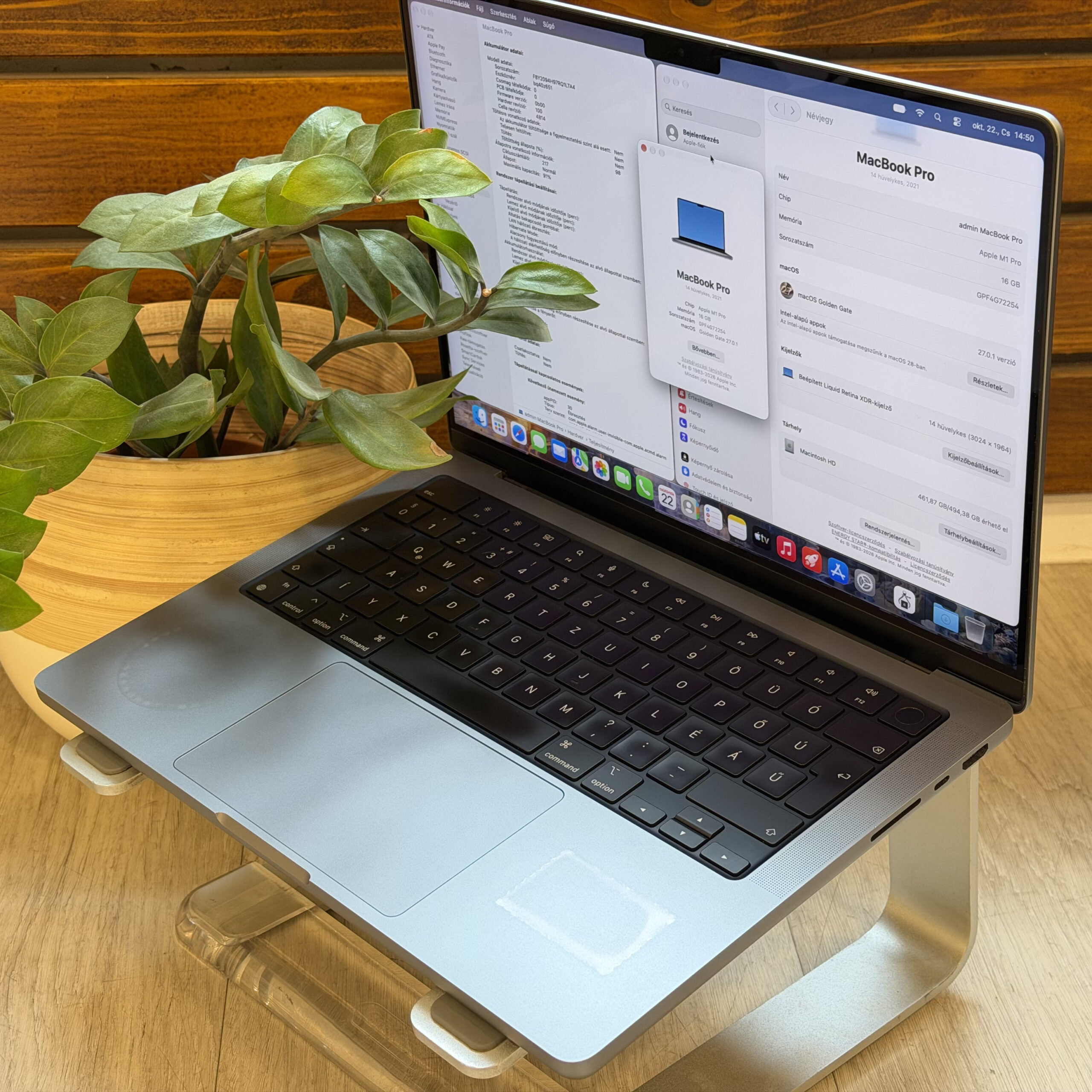 MacBook Pro 14" 2021 M1 Pro 16GB/512SSD asztroszürke
